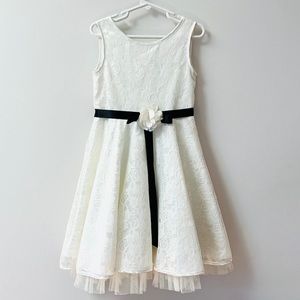 Sweet Heart Rose Ivory Lace Dress